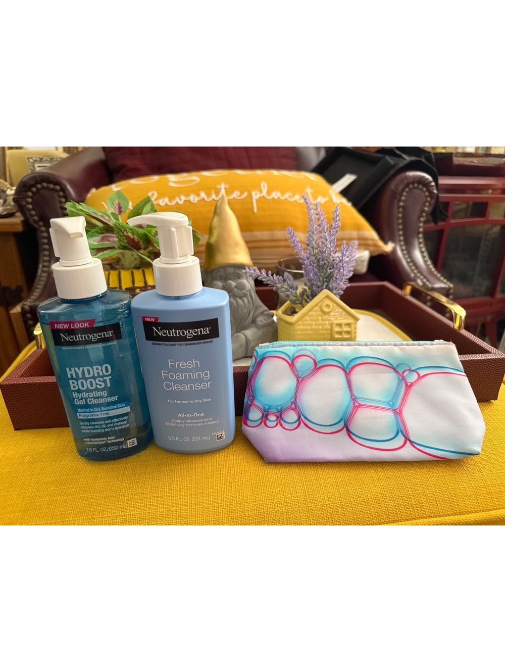 Neutrogena brand new bundle of three Clinique facial clean